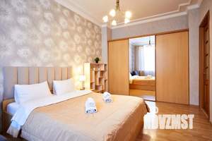 2-к квартира, посуточно, 65м2, 3/8 этаж