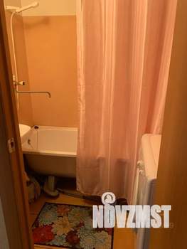 1-к квартира, посуточно, 40м2, 4/10 этаж