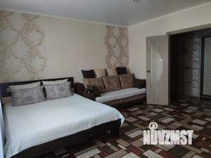 1-к квартира, посуточно, 42м2, 10/10 этаж