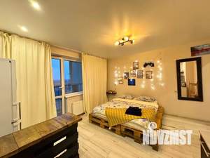 Студия квартира, посуточно, 30м2, 12/17 этаж