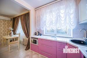 2-к квартира, посуточно, 64м2, 1/1 этаж