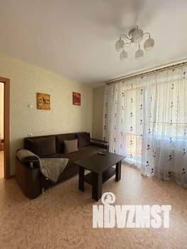 2-к квартира, посуточно, 52м2, 1/1 этаж