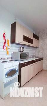 2-к квартира, посуточно, 50м2, 1/1 этаж