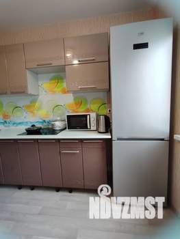 1-к квартира, посуточно, 35м2, 4/10 этаж