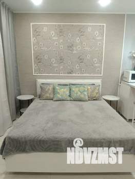 Студия квартира, посуточно, 32м2, 2/20 этаж