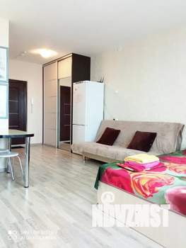 Студия квартира, посуточно, 38м2, 12/18 этаж