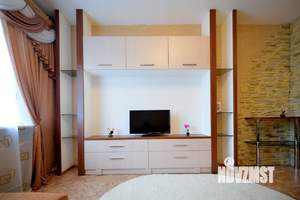 4-к квартира, посуточно, 82м2, 4/5 этаж