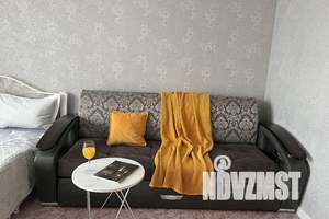 1-к квартира, посуточно, 44м2, 7/10 этаж