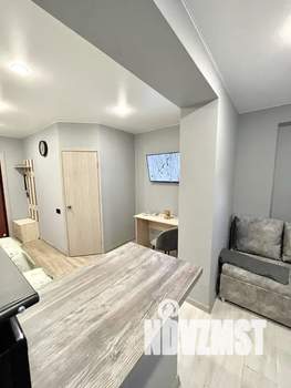 Студия квартира, посуточно, 30м2, 1/10 этаж