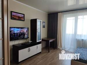 1-к квартира, посуточно, 42м2, 5/10 этаж