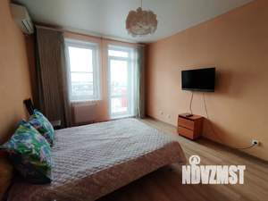 1-к квартира, посуточно, 37м2, 8/15 этаж