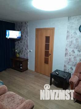 2-к квартира, посуточно, 45м2, 1/5 этаж