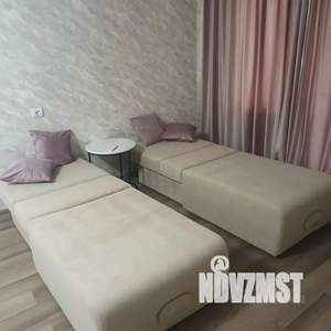 1-к квартира, посуточно, 33м2, 3/5 этаж