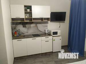 Студия квартира, посуточно, 25м2, 5/10 этаж
