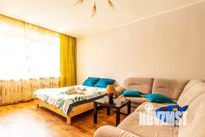 1-к квартира, посуточно, 52м2, 5/6 этаж