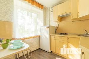 1-к квартира, посуточно, 33м2, 3/5 этаж