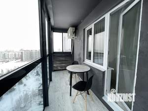 Студия квартира, на длительный срок, 32м2, 17/18 этаж