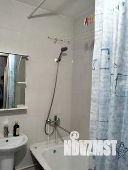 Студия квартира, посуточно, 38м2, 12/18 этаж