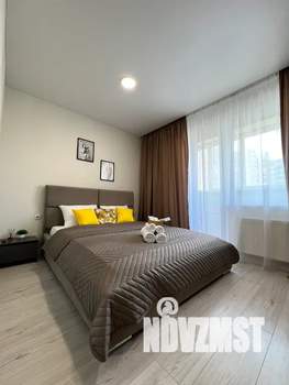 Студия квартира, посуточно, 33м2, 12/25 этаж