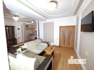 2-к квартира, посуточно, 67м2, 1/1 этаж