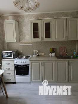 1-к квартира, посуточно, 35м2, 3/10 этаж