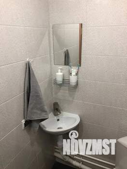 Студия квартира, посуточно, 24м2, 1/10 этаж