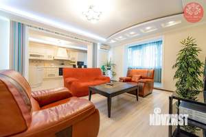 4-к квартира, посуточно, 122м2, 1/1 этаж