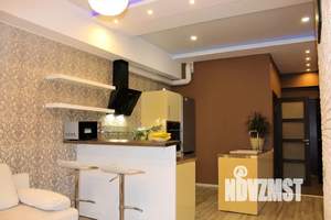 2-к квартира, посуточно, 39м2, 7/8 этаж