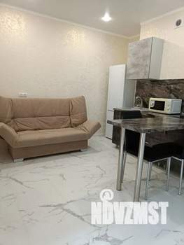 Студия квартира, посуточно, 32м2, 14/23 этаж