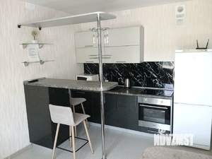 Студия квартира, посуточно, 28м2, 6/10 этаж