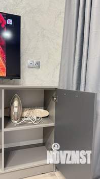 Студия квартира, посуточно, 35м2, 3/20 этаж