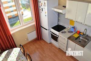 1-к квартира, посуточно, 41м2, 8/10 этаж