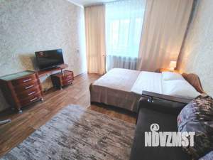 1-к квартира, посуточно, 36м2, 1/1 этаж