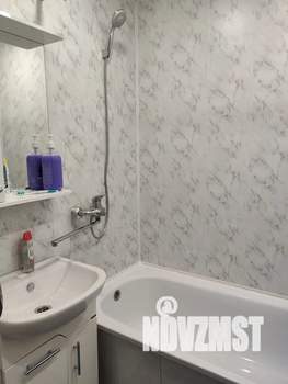 1-к квартира, посуточно, 34м2, 9/10 этаж