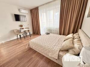 Студия квартира, посуточно, 30м2, 10/18 этаж