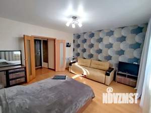 1-к квартира, посуточно, 42м2, 7/10 этаж