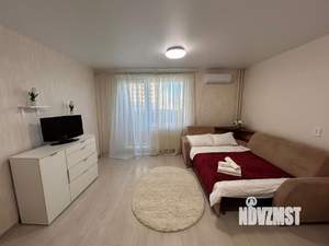 Студия квартира, посуточно, 30м2, 12/25 этаж