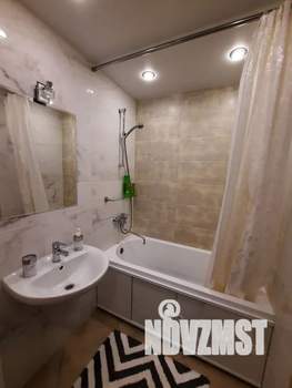 1-к квартира, посуточно, 38м2, 2/10 этаж