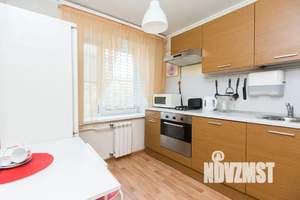 1-к квартира, посуточно, 56м2, 3/5 этаж