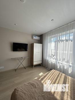 Студия квартира, посуточно, 35м2, 19/22 этаж