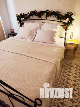 Студия квартира, посуточно, 40м2, 2/10 этаж