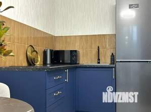 1-к квартира, посуточно, 43м2, 3/10 этаж