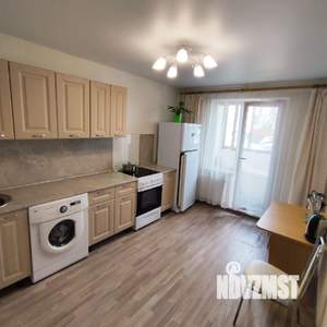 1-к квартира, посуточно, 33м2, 1/18 этаж