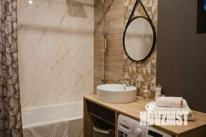 1-к квартира, посуточно, 47м2, 1/1 этаж