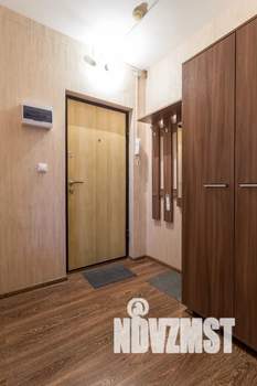 Студия квартира, посуточно, 28м2, 8/19 этаж