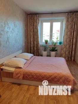 1-к квартира, посуточно, 70м2, 1/1 этаж