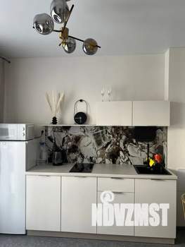 1-к квартира, посуточно, 37м2, 3/10 этаж