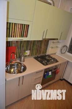 1-к квартира, посуточно, 37м2, 6/10 этаж