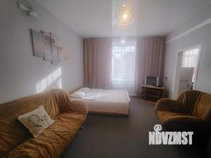 1-к квартира, посуточно, 40м2, 2/5 этаж