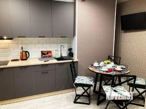 1-к квартира, посуточно, 40м2, 6/10 этаж